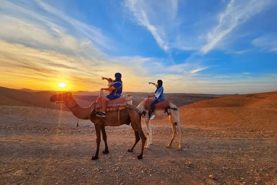 Dromadaire Agafay : 7 Raisons de Vivre une Expérience Inoubliable dans le Désert près de Marrakech